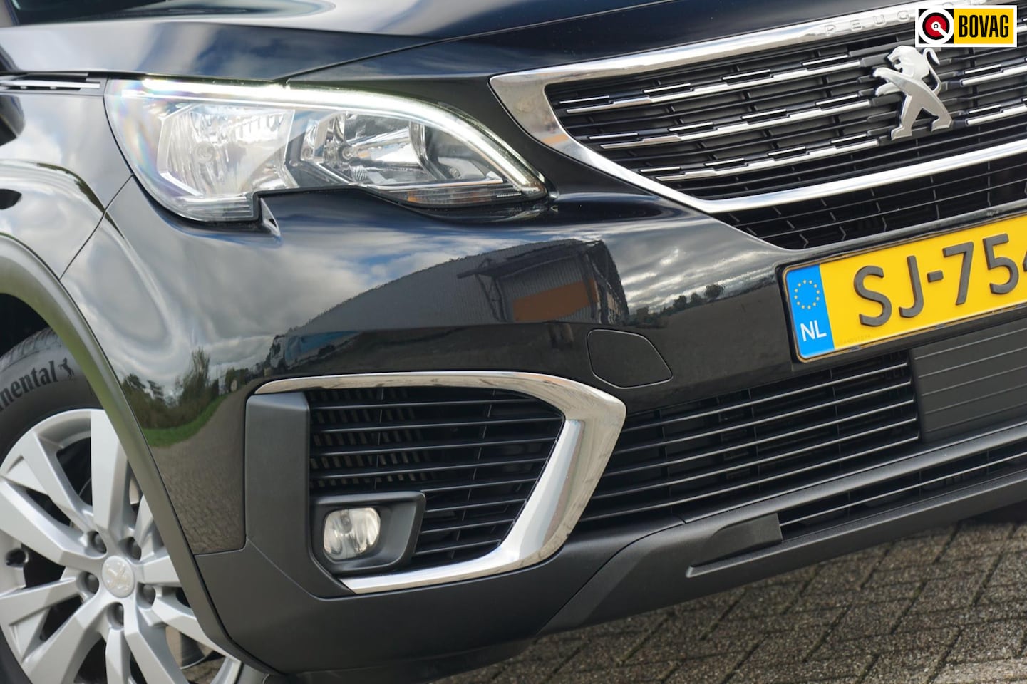 Peugeot 5008 - 1.2 PureTech Blue Lease Executive | Noir Perla Nera | Carplay/NAV/PDC/Dealeronderhouden - - AutoWereld.nl