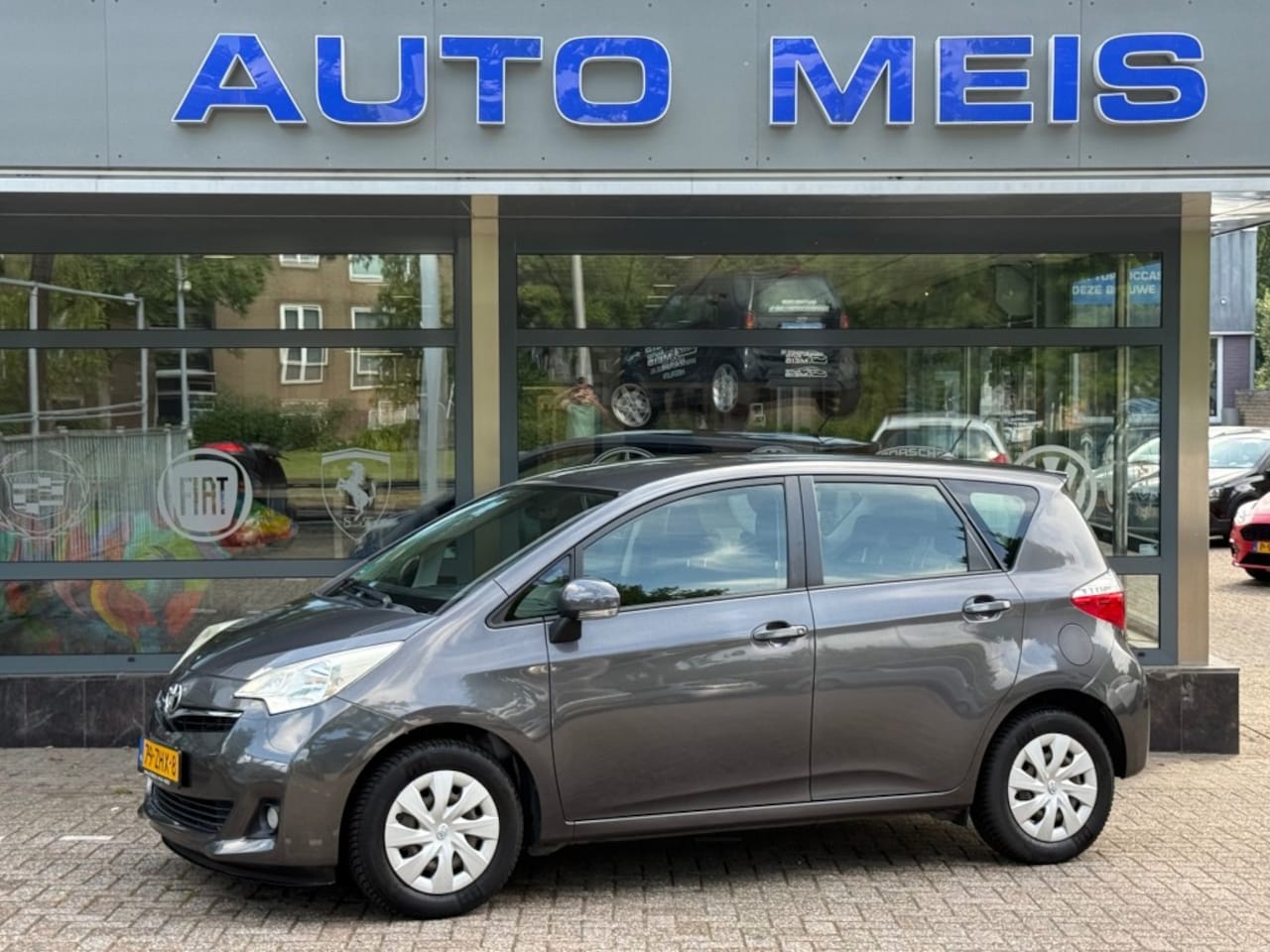 Toyota Verso S - 1.3 VVT-I Aspiration Navi Camera Airco Cruise - AutoWereld.nl