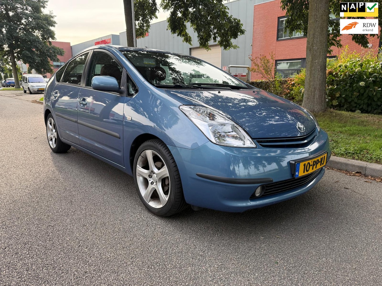 Toyota Prius - 1.5 VVT-i ZEER NETTE PRIUS - AutoWereld.nl