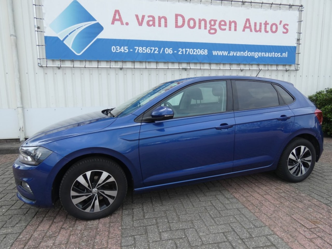 Volkswagen Polo - 1.0 TSI Comfortline 1.0 TSI COMFORTLINE,ADAPTIVE,Navi,Trhaak,Airco - AutoWereld.nl