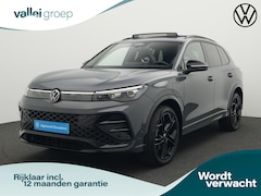 Volkswagen Tiguan - 1.5 eHybrid 204 pk DSG R-Line Edition | Panoramadak | Trekhaak | Harman Kardon sound | Hea
