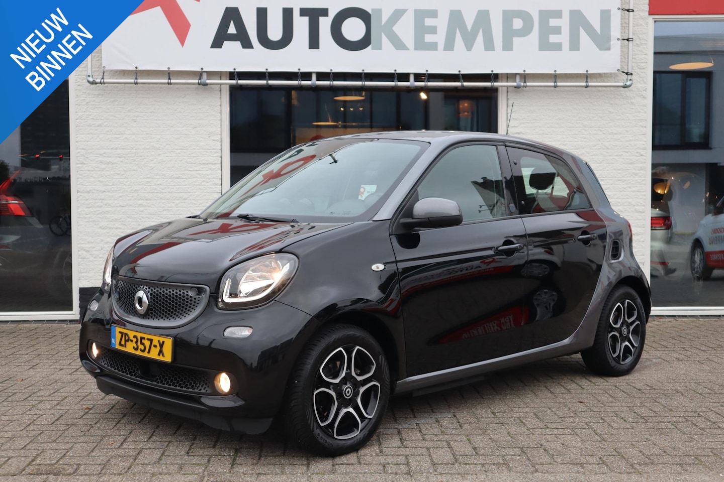 Smart Forfour - EQ BUSINESS SOLUTION18 kWh CRUISE|NAVIGATIE|BLUETOOTH - AutoWereld.nl