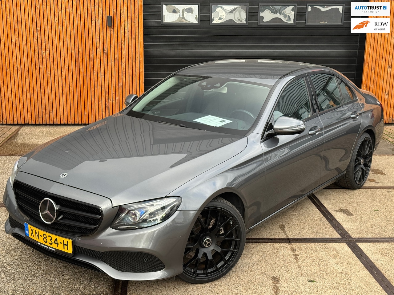 Mercedes-Benz E-klasse - 200 Premium Plus Adaptive cruise! - AutoWereld.nl