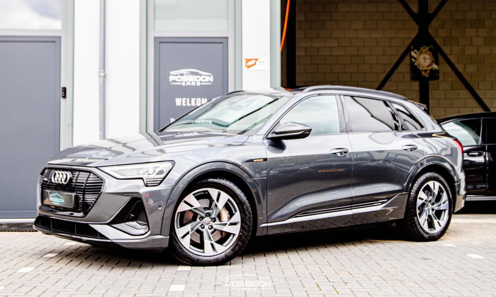 Audi e-tron - 50 quattro Launch edition Black 71 kWh PANO | LINE ASSIST | A.CAMERA | NAP - AutoWereld.nl