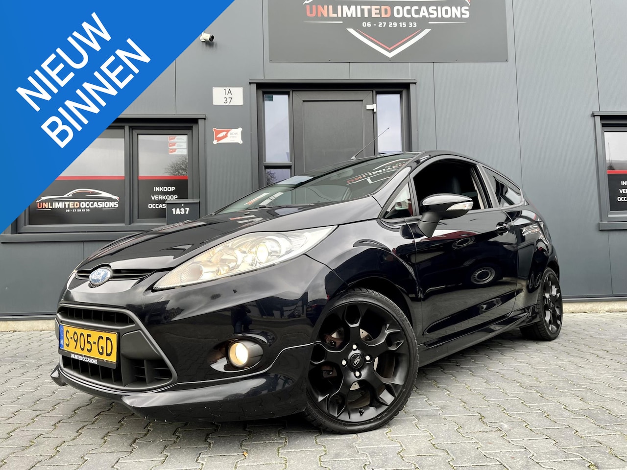 Ford Fiesta - 1.6 SPORT *ST LINE*SPORTUITLAAT*BLACK ON BLACK - AutoWereld.nl