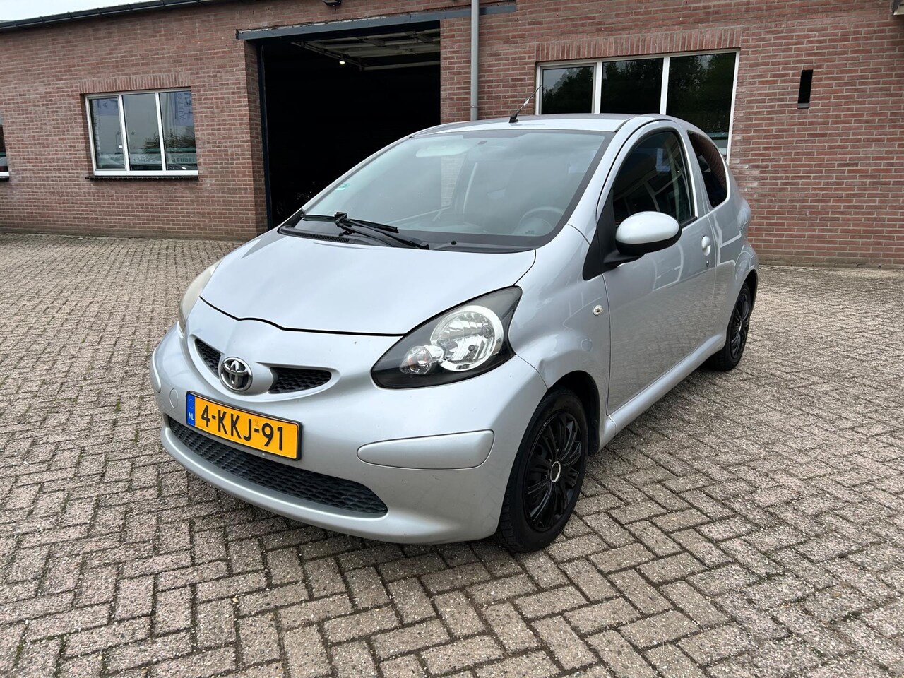 Toyota Aygo - 1.0-12V // inruilkoopje // APK 17-5-2026 !! - AutoWereld.nl
