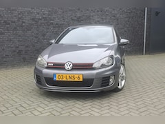 Volkswagen Golf - 2.0 GTI