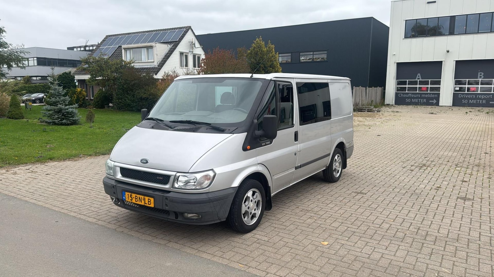 Ford Transit - 260S 2.0TDCi 243.000 NAP Dubbele Cabine Grijs 2004 - AutoWereld.nl