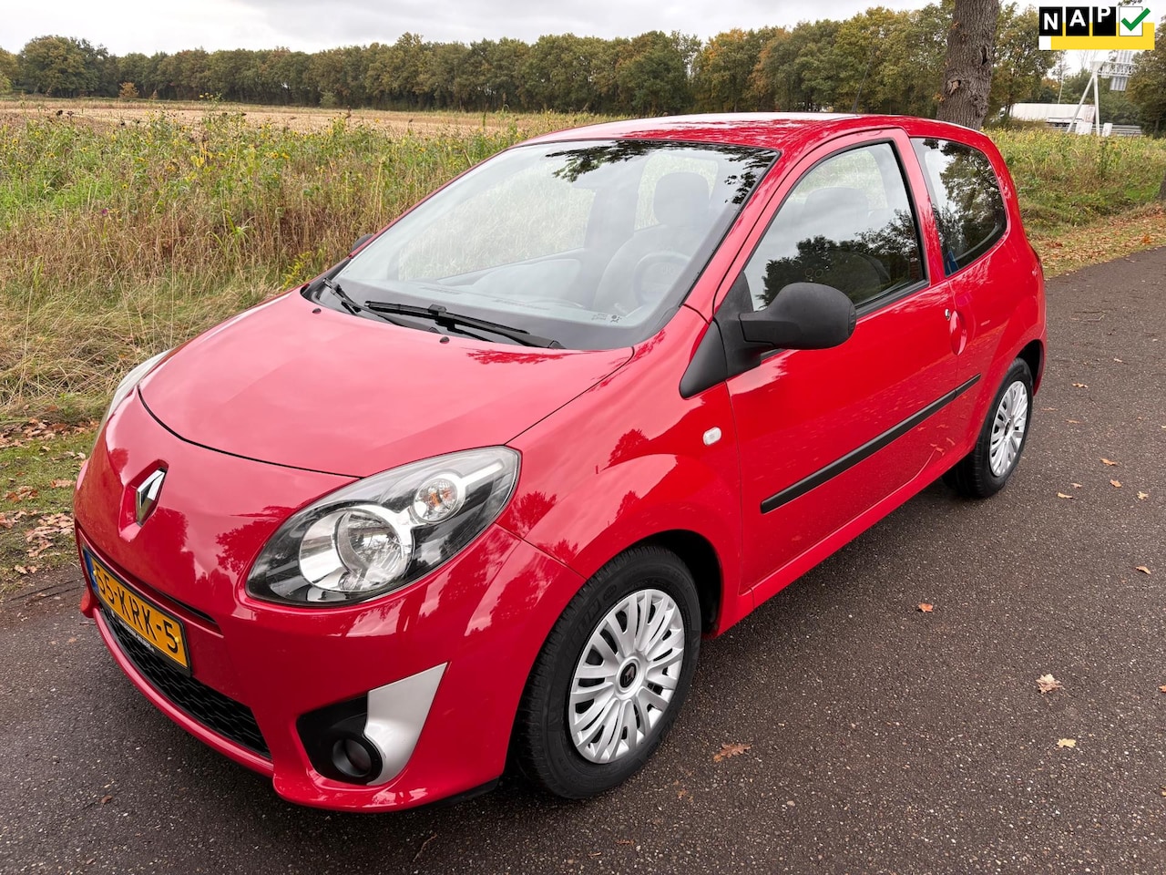 Renault Twingo - 1.2-16V Authentique Airco/N.A.P./Distr. Vervangen/Boekjes - AutoWereld.nl