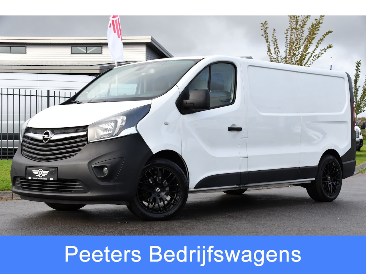 Opel Vivaro - 1.6 CDTI L2H1 PB Edition Camera, Cruise, Multimedia, 125pk, Trekhaak, NAVI, Uniek! - AutoWereld.nl