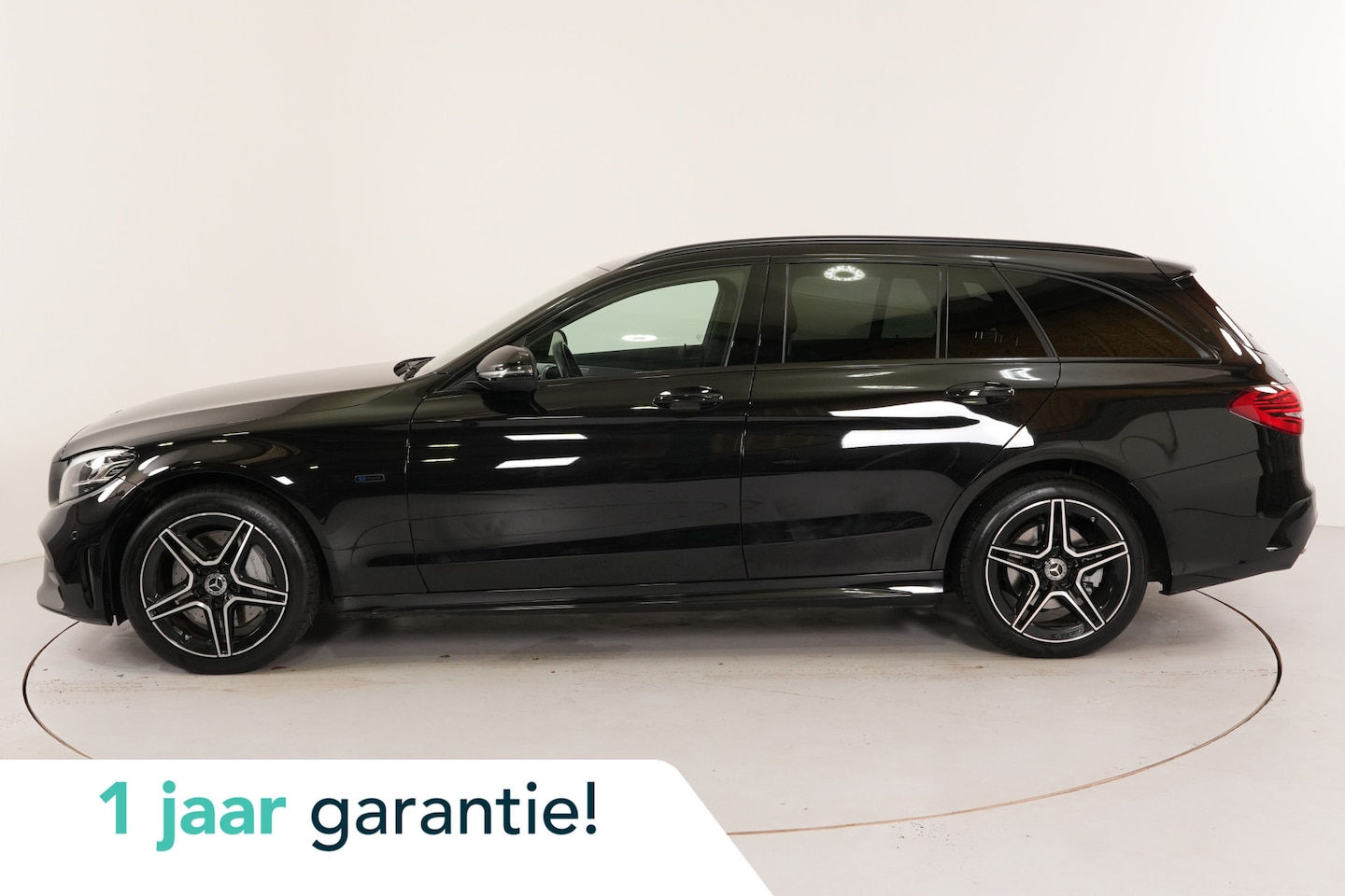 Mercedes-Benz C-klasse Estate - 300 e AMG Line PHEV 320 pk Night Edition | Camera | Stl. verw. | Memory | - AutoWereld.nl