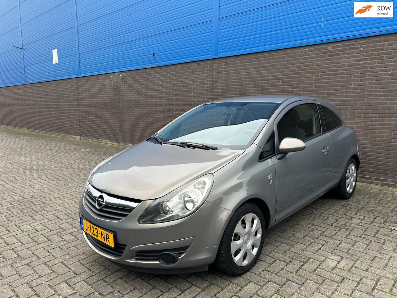 Opel Corsa - 1.2-16V '111' Edition | Cruise | Airco | Elektrische Ramen en spiegels | Centrale Vergrend - AutoWereld.nl