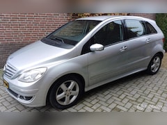 Mercedes-Benz B-klasse - 200 (ZEER MOOI/Cruise/Airco/Trekhaak)