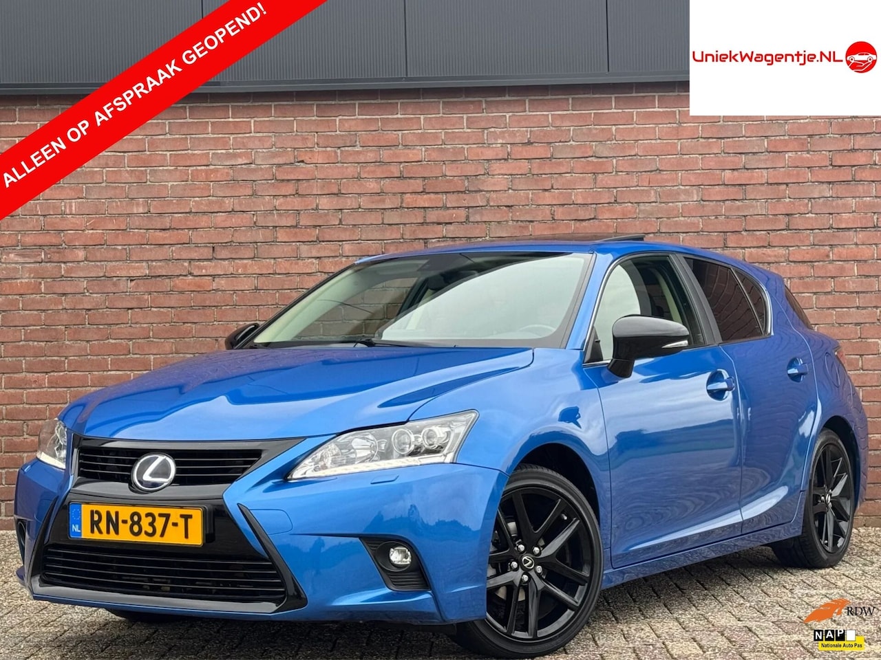 Lexus CT 200h - SPORT EDITION | NL-AUTO! | NAVI! | SCHUIFDAK! - AutoWereld.nl