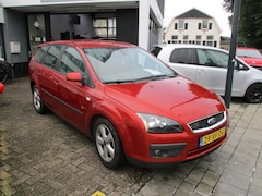 Ford Focus Wagon - 1.6-16V Futura