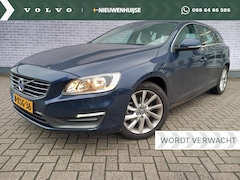 Volvo V60 - 1.6 T3 Momentum Dealer onderhouden | Lederen bekleding | Navigatie |