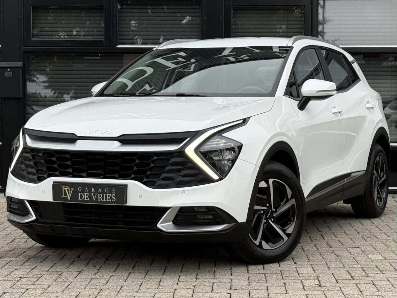 Kia Sportage - 1.6 T-GDi HEV Hybrid DynamicPlusLine ACC Camera Garantie - AutoWereld.nl