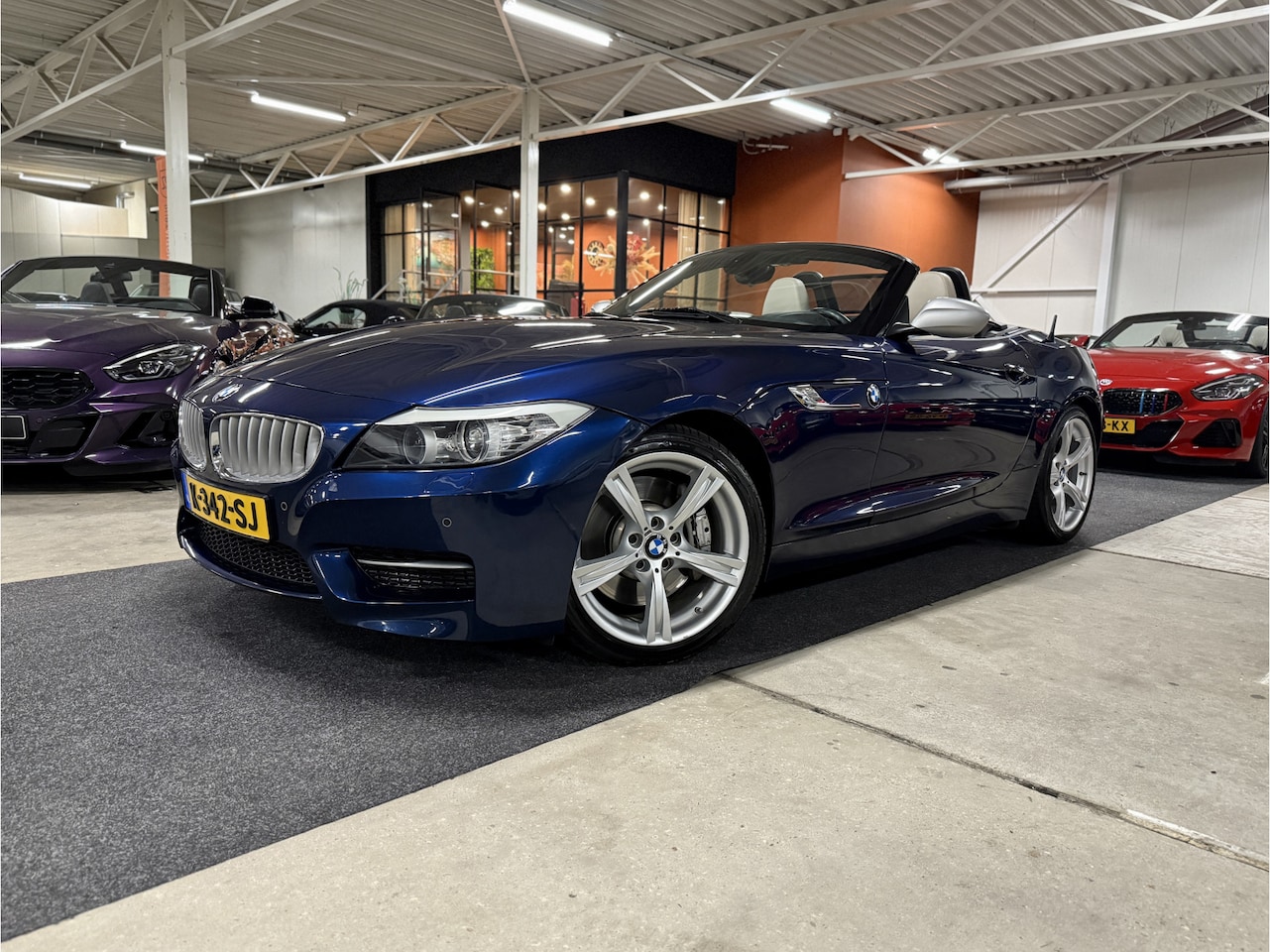 BMW Z4 Roadster - [E89] sDrive35iS DCT Design Pure White l Camera l Youngtimer - AutoWereld.nl