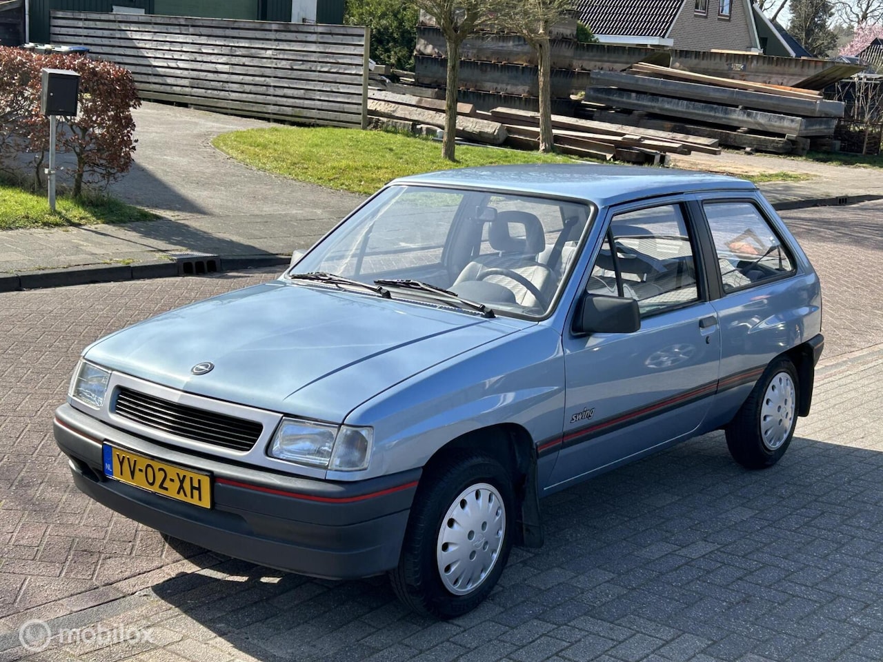 opel-corsa-1-4i-swing-keurige-auto-youngtimer.jpg