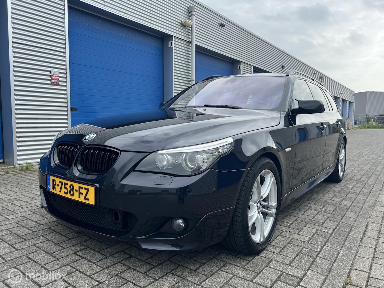 BMW 5-serie Touring - 530xd | M-Pakket | BOMVOL! - AutoWereld.nl