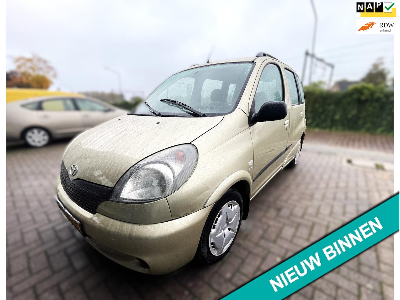Toyota Yaris Verso - 1.3-16V VVT-i Luna 1.3-16V VVT-i Luna - AutoWereld.nl