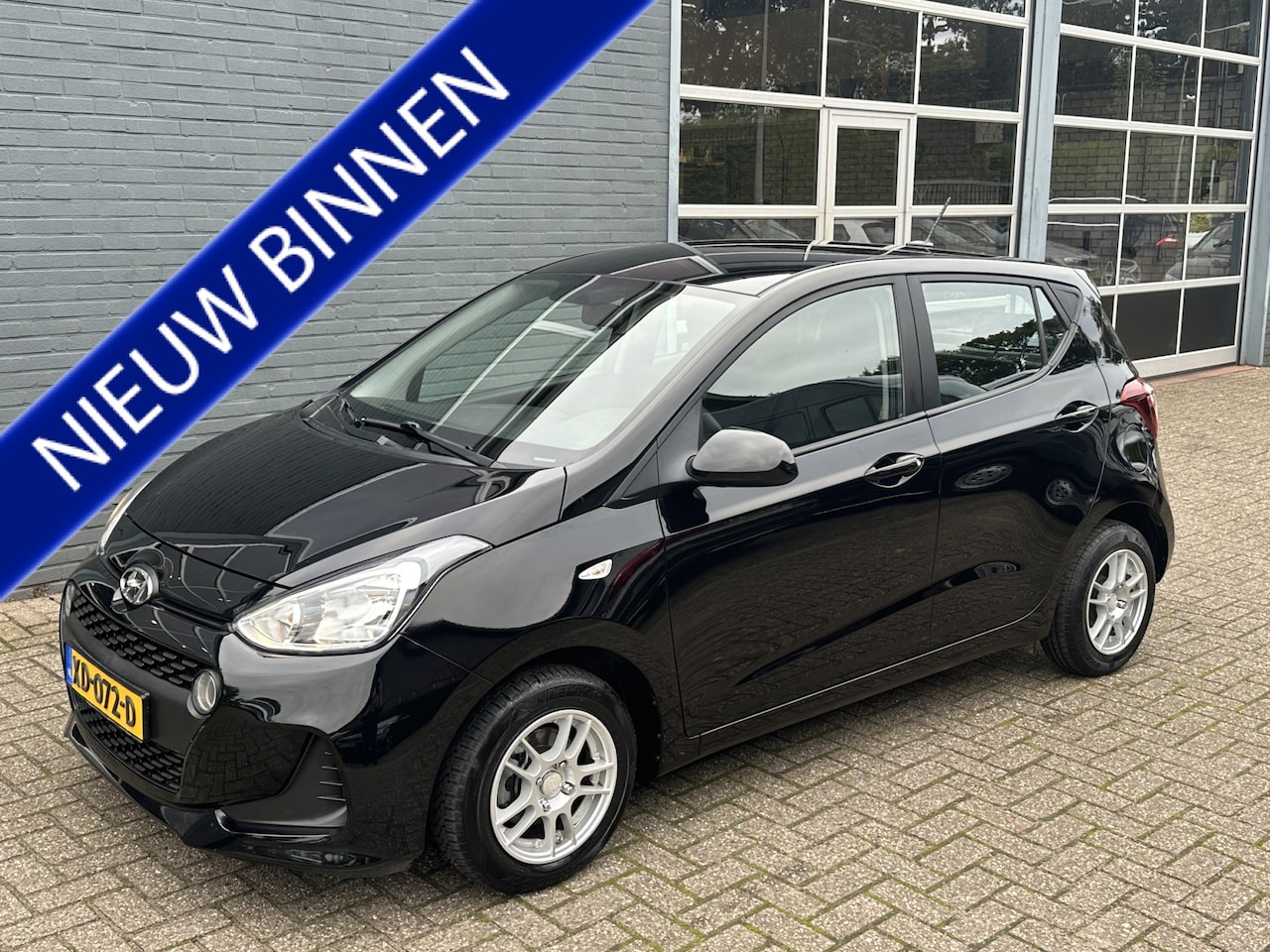 Hyundai i10 - 1.0i Comfort /Navigatie - AutoWereld.nl