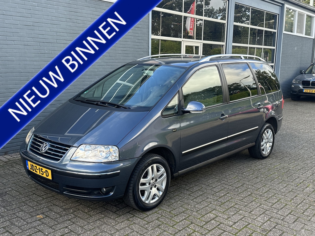 Volkswagen Sharan - 2.0 Highline 6 -Persoons - AutoWereld.nl