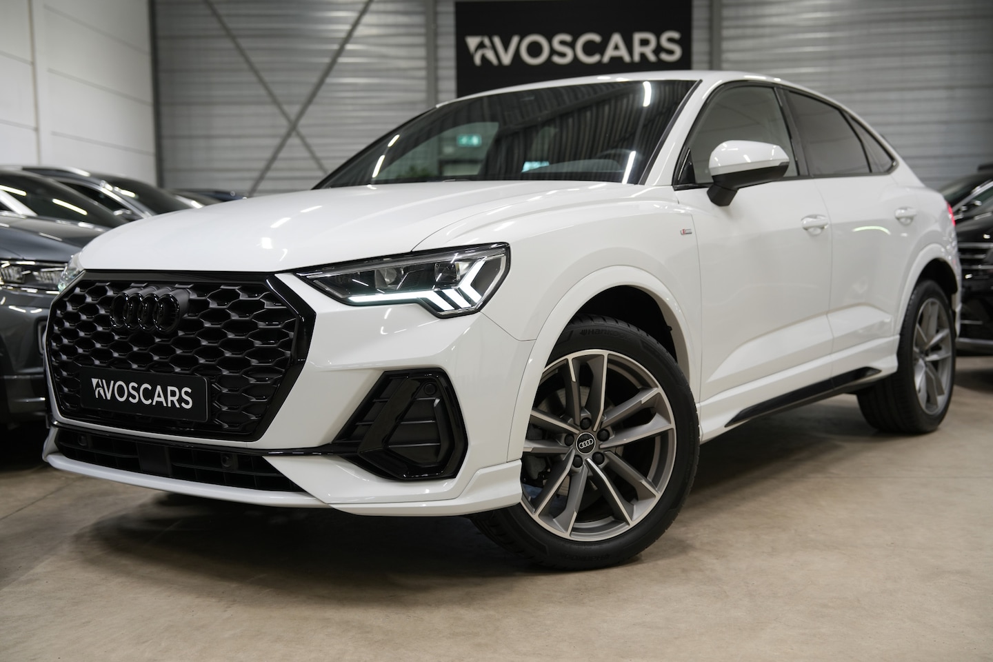 Audi Q3 Sportback - 35 TFSI S Edition * Alcantara - Keyless - Camera - Blind Spot - App * - AutoWereld.nl