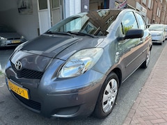 Toyota Yaris - 1.3 VVTi Comfort 6 bak zeer zuinig goede auto met nieuwe Apk