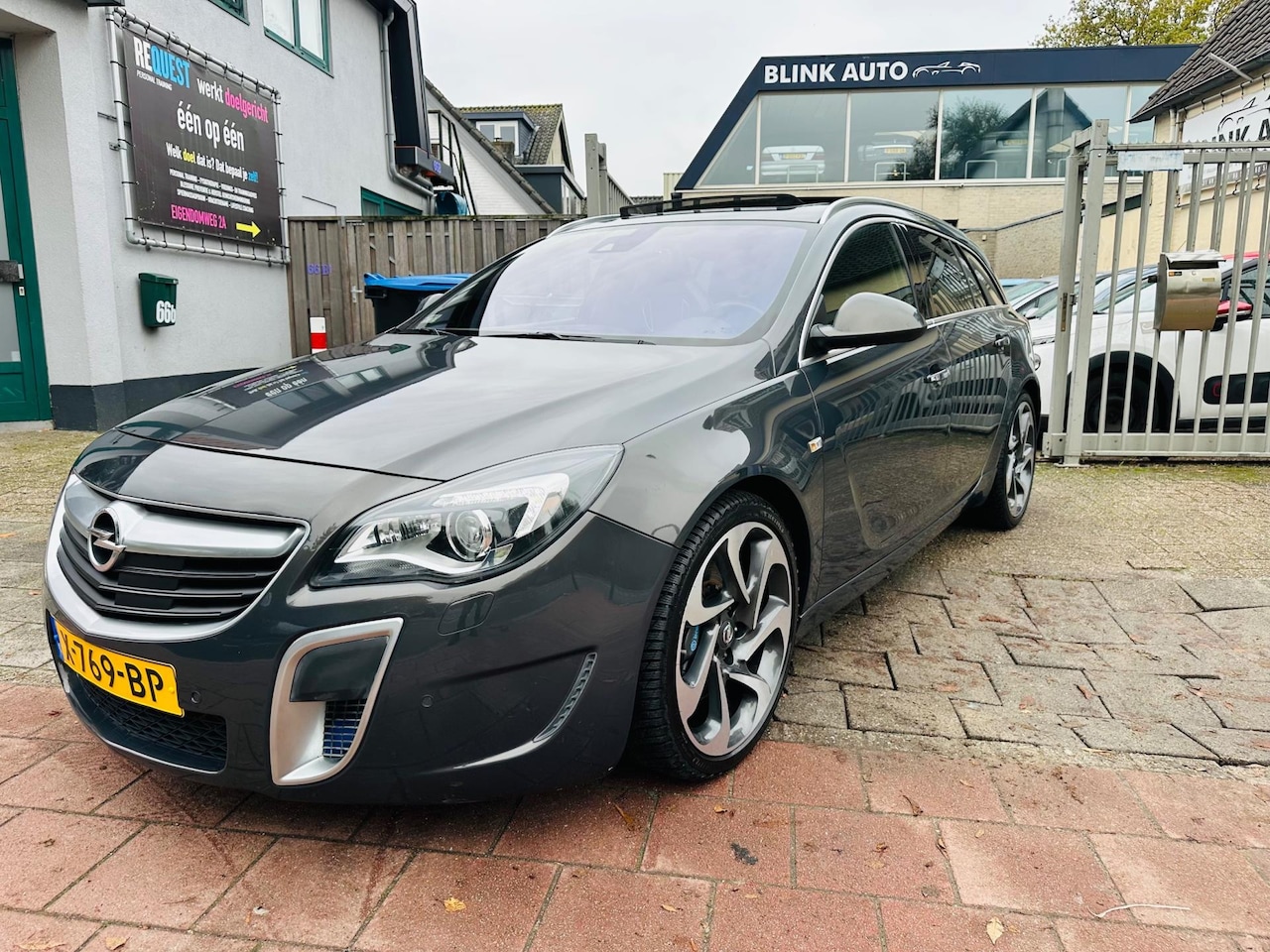 Opel Insignia Sports Tourer - 2.8 T OPC 4x4 LPG G3 Garantie Apk Leder schaalstoelen - AutoWereld.nl