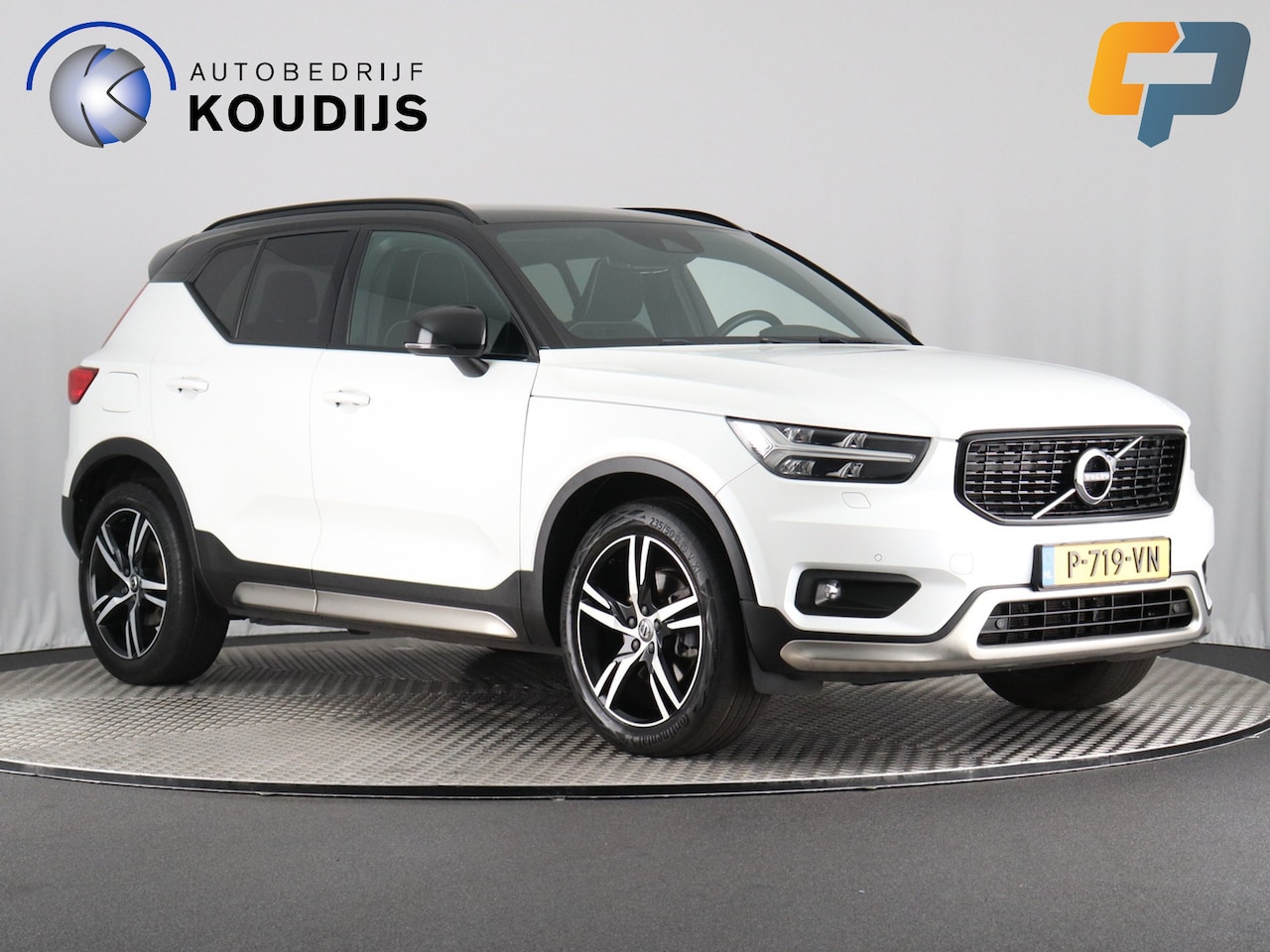 Volvo XC40 - 2.0 B4 Inscription 2.0 B4 Inscription (Elek. Trekhaak / H&K / Camera / Elek. Klep / Stoel-Stuurverw.) - AutoWereld.nl
