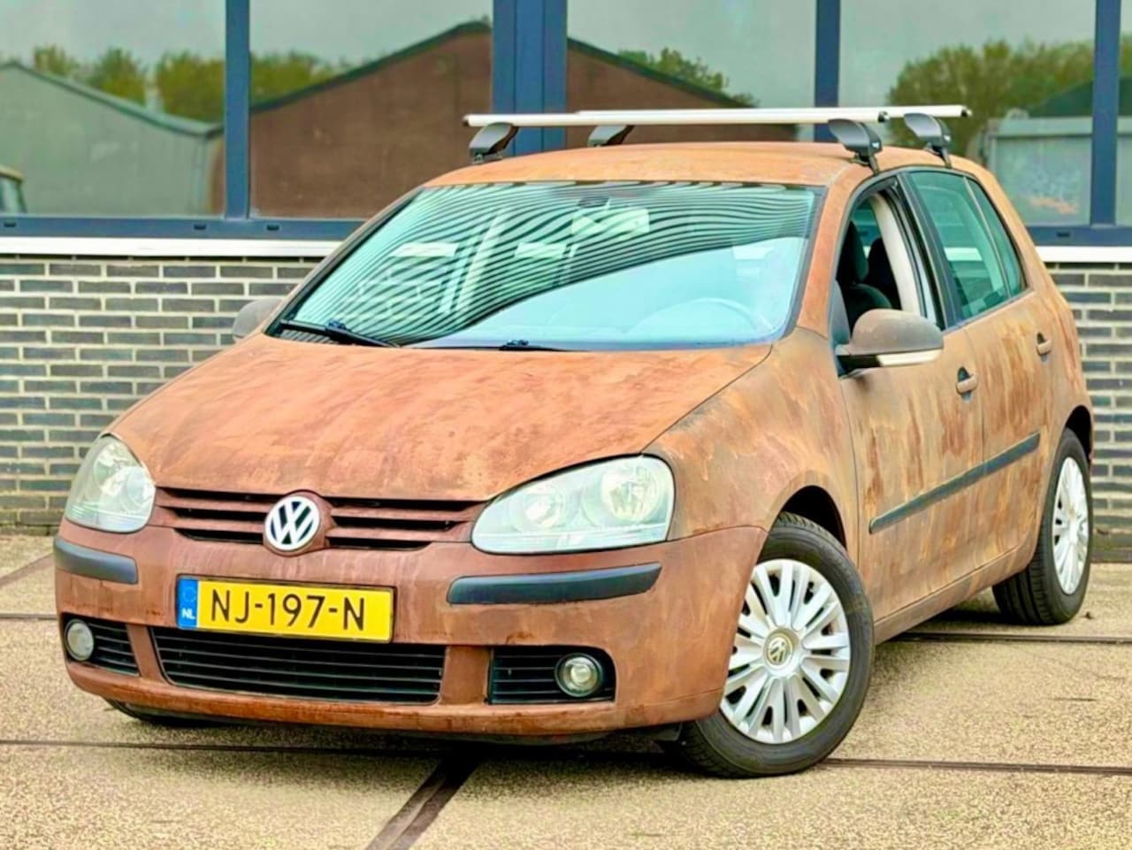 Volkswagen Golf - 1.6 FSI Sportline 1.6 FSI Sportline - AutoWereld.nl