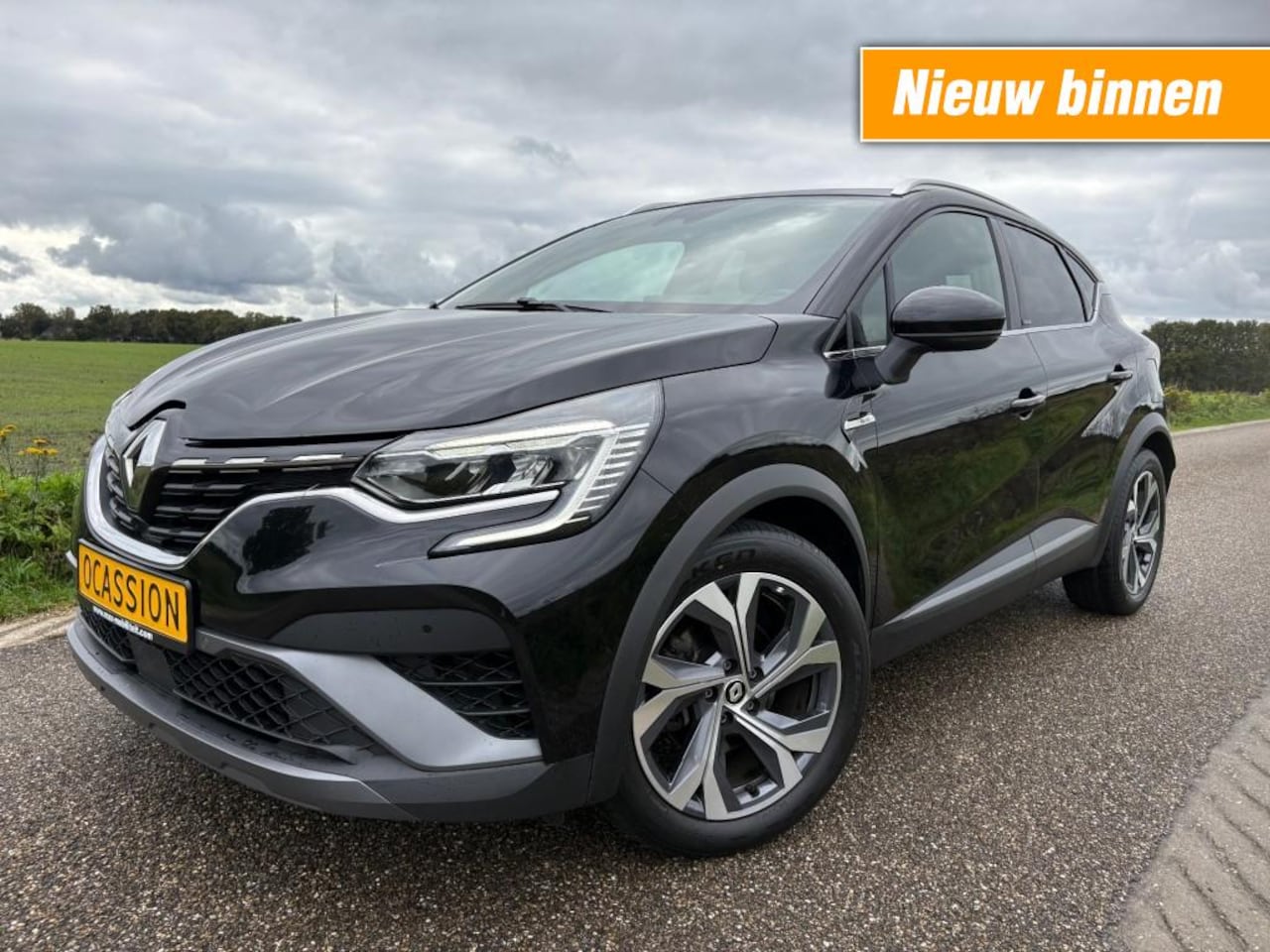 Renault Captur - E TECH PLUG IN HYBRID / RS LINE / BOMVOLL - AutoWereld.nl
