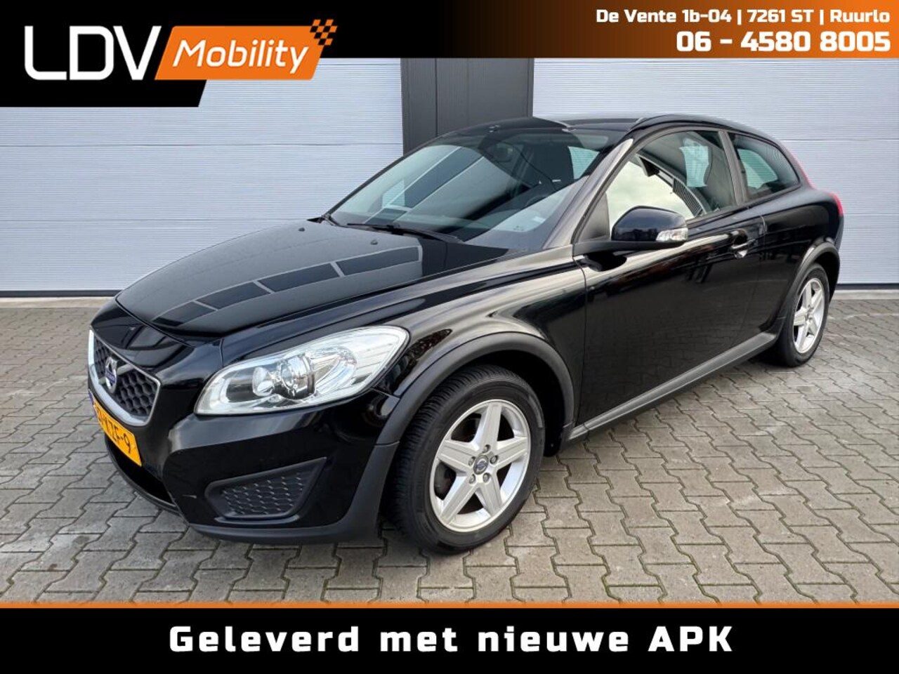 Volvo C30 - 2.0 NAVIGATIE / Bluetooth / Youngtimer 2010 / Historie aanwezig / NAP / Nieuwe APK - AutoWereld.nl