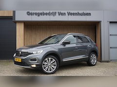 Volkswagen T-Roc - 1.5 TSI 150pk DSG United Virtual Cockpit Trekhaak LED 18inch LM Adaptive Cruise *Zeer Nett
