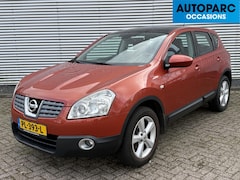 Nissan Qashqai - 1.6 TEKNA, PANORAMADAK , AIRCO, TREKHAAK, CRUISE CONTROL