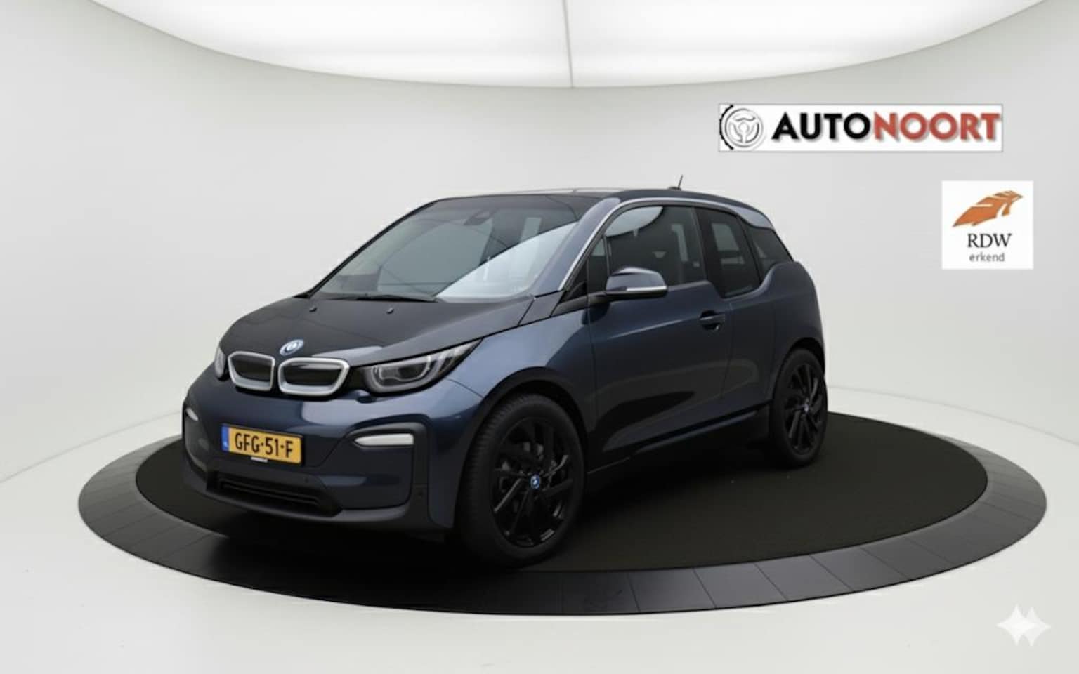 BMW i3 - Business Edition 120Ah 42 kWh 33.000KM | adaptieve cruise/camera/stoelvw Garantie - AutoWereld.nl