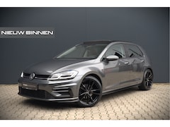 Volkswagen Golf - 1.4 TSI Highline Business R | R-Line | Panoramadak | Stoelverwarming | Stuurverwarming | D