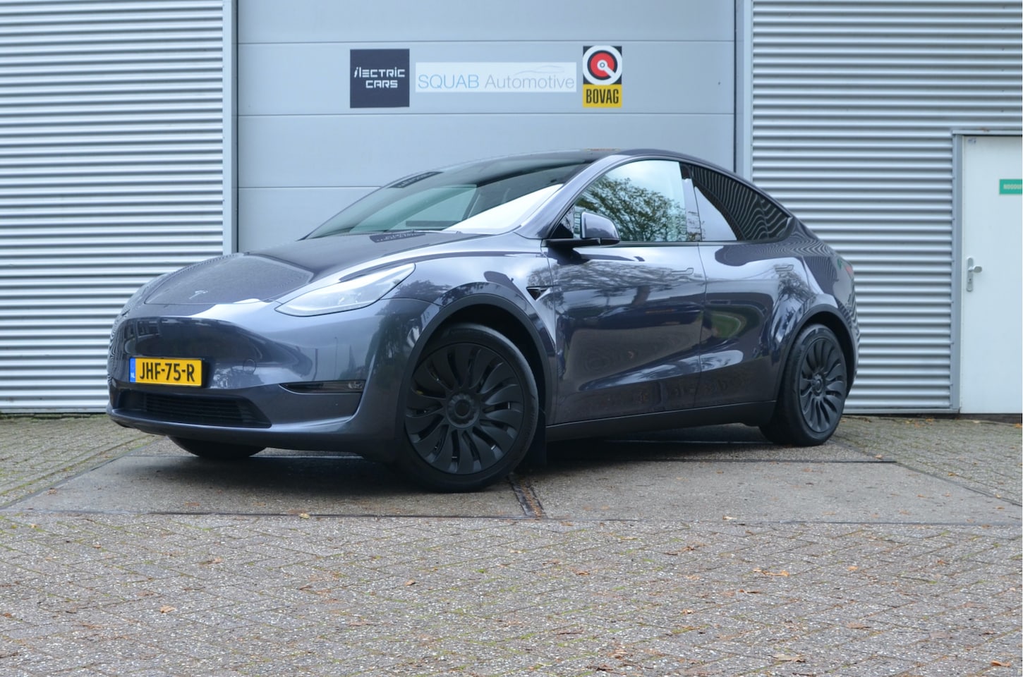 Tesla Model Y - Long Range AWD 75 kWh AutoPilot, Trekhaak (1.600 kg) - AutoWereld.nl