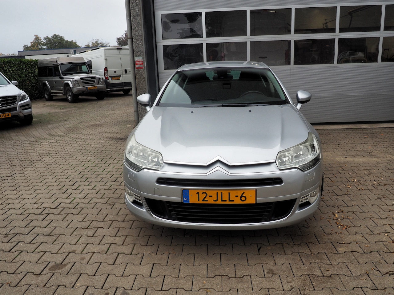 Citroën C5 - 2.0i 16v Ligne Business CLIMA CRUISE PARKEER S. NAVI