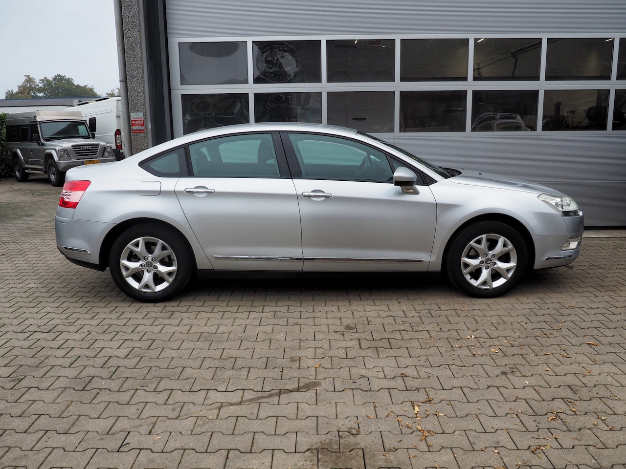 Citroën C5 - 2.0i 16v Ligne Business CLIMA CRUISE PARKEER S. NAVI