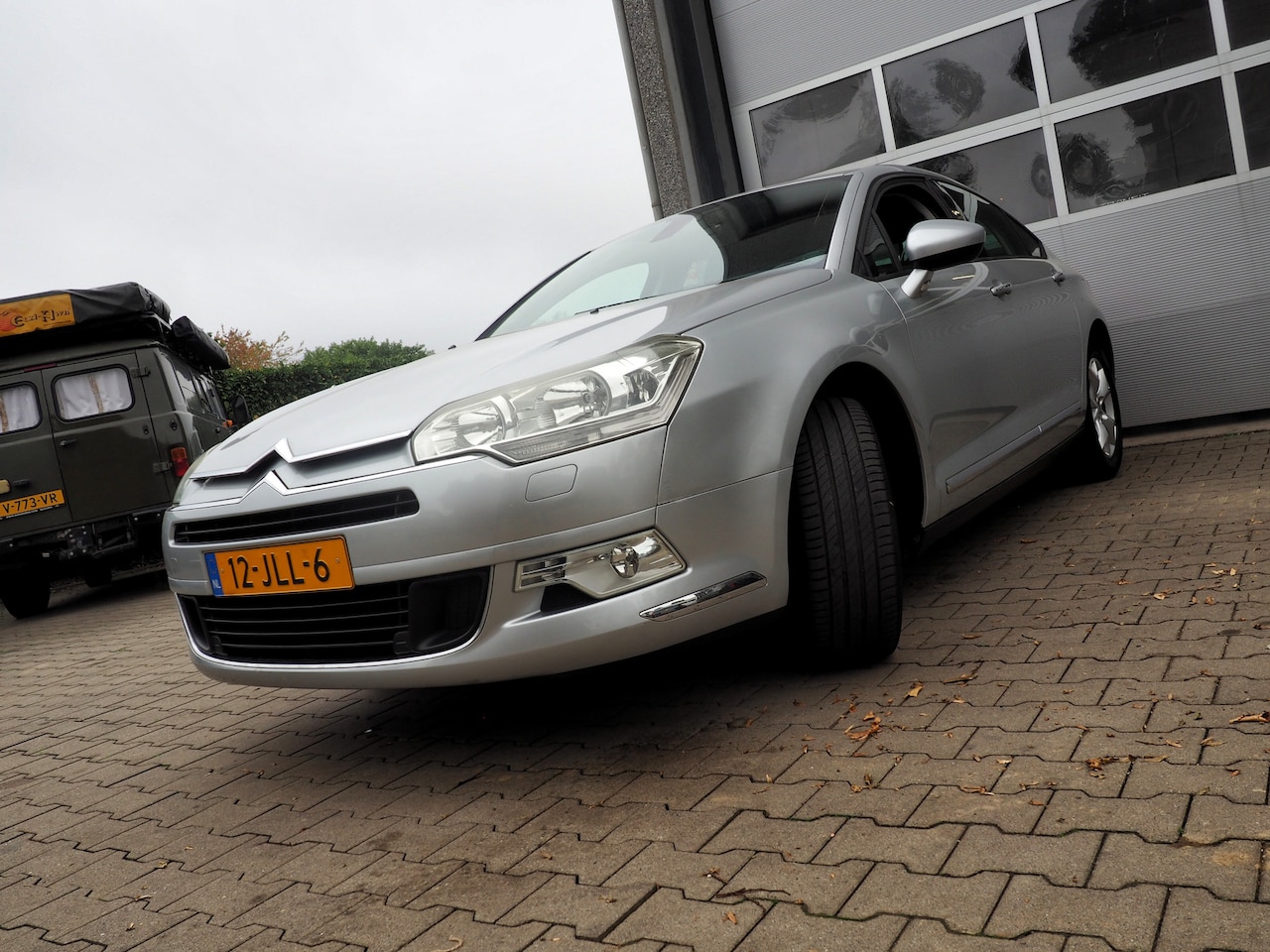Citroën C5 - 2.0i 16v Ligne Business CLIMA CRUISE PARKEER S. NAVI