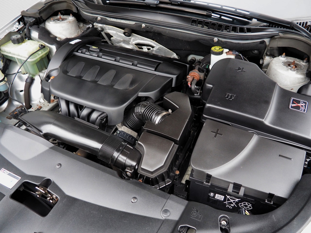 Citroën C5 - 2.0i 16v Ligne Business CLIMA CRUISE PARKEER S. NAVI