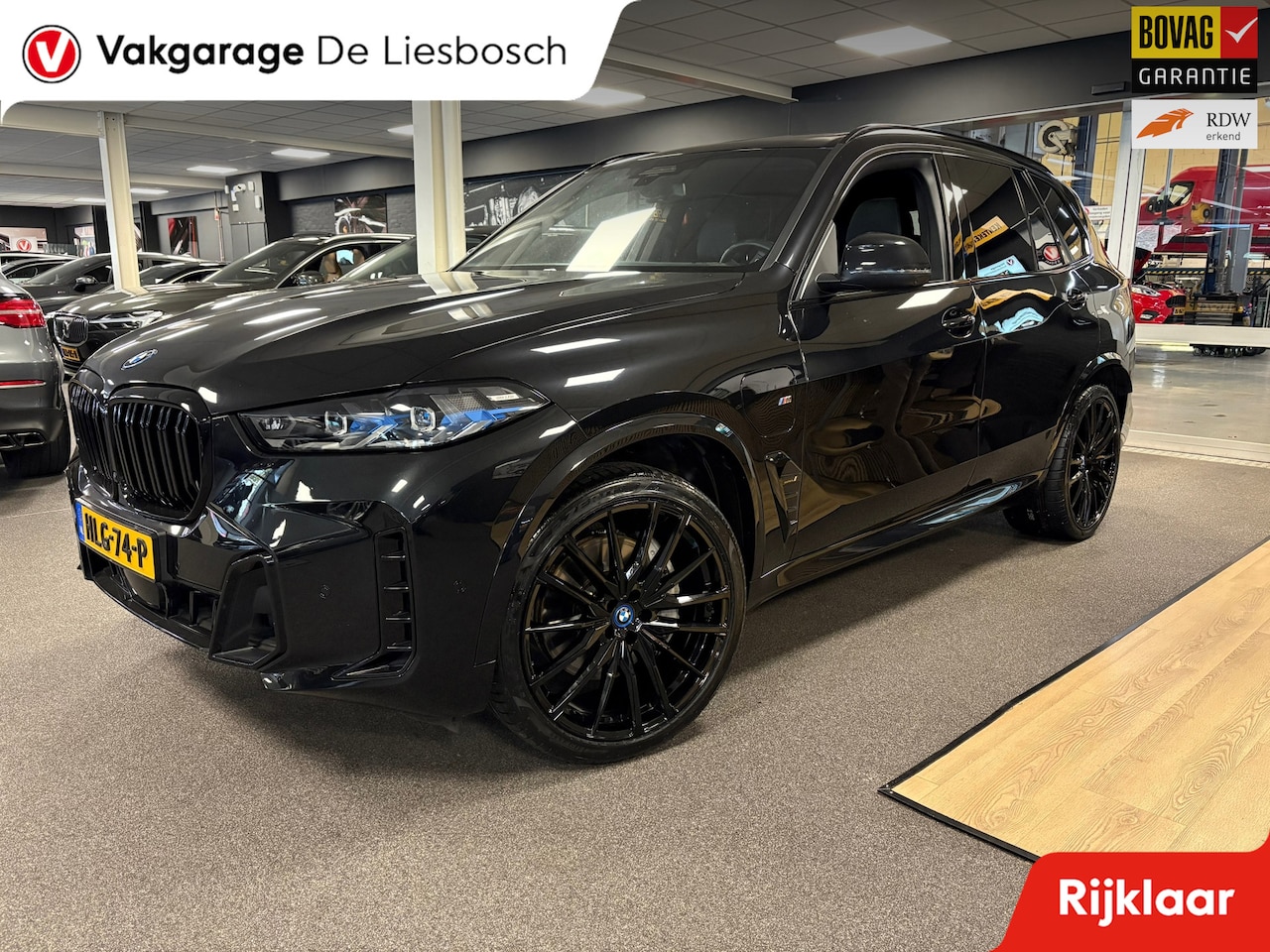 BMW X5 - XDrive50e Launch Edition M-Sport / Panorama-dak / luchtvering / Leder /head-up - AutoWereld.nl