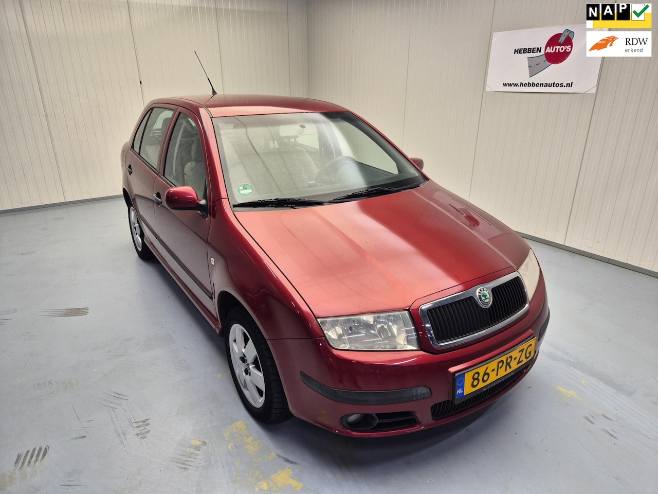 Skoda Fabia - 1.4-16V Elegance Airco Cruise Control Alu Velgen - AutoWereld.nl