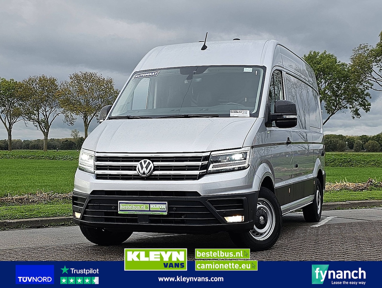 Volkswagen Crafter - 35 2.0 L3H3 LED Navi! - AutoWereld.nl