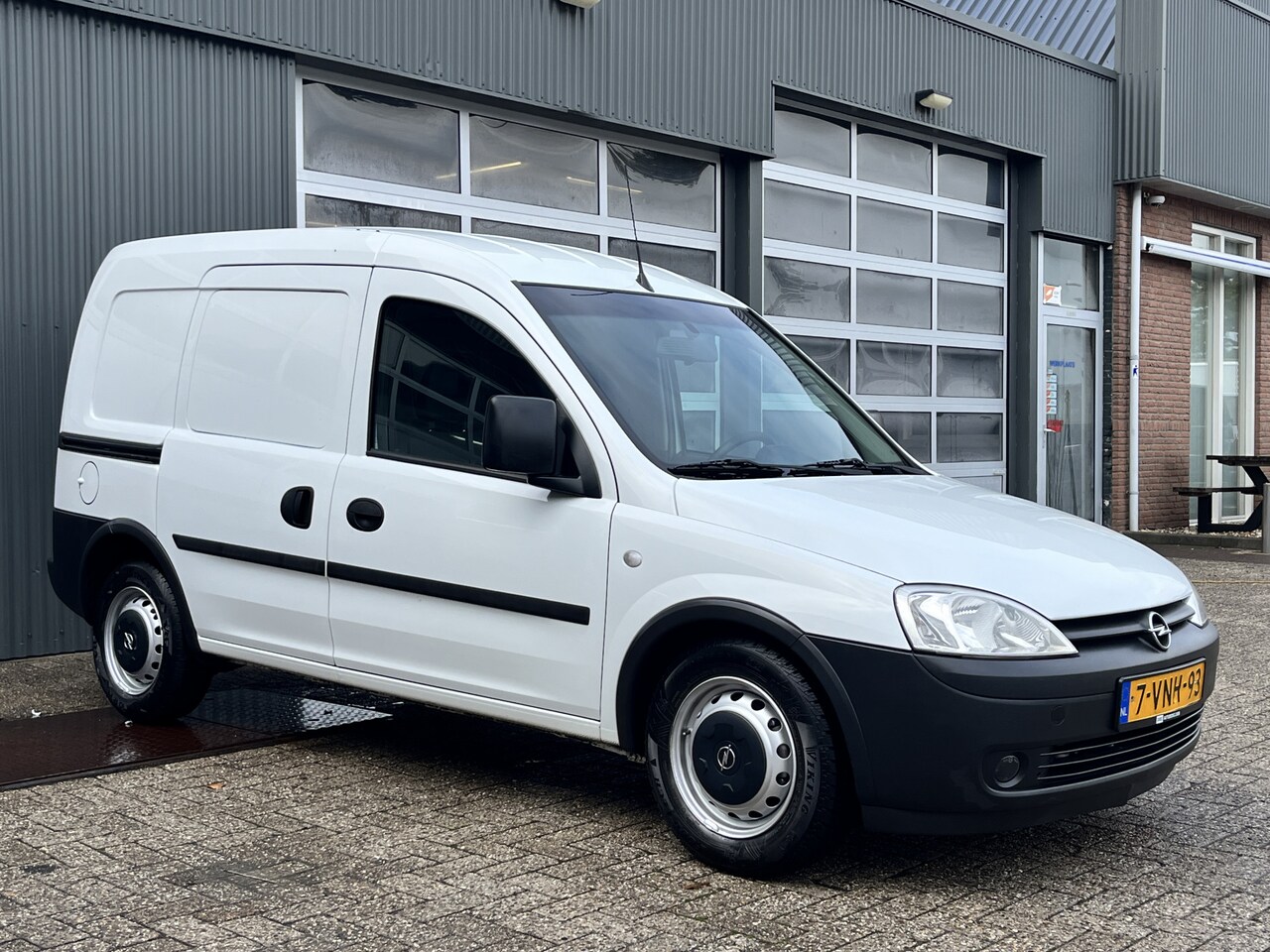 Opel Combo - 1.3 CDTi L1H1 Airco Parrot 2-Persoons  Euro 4 Bpm vrij voor particulier gebruik!! - AutoWereld.nl