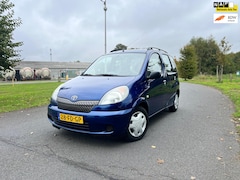 Toyota Yaris Verso - 1.3-16V VVT-i Sol