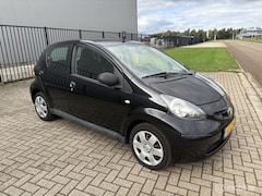 Toyota Aygo - 1.0-12V