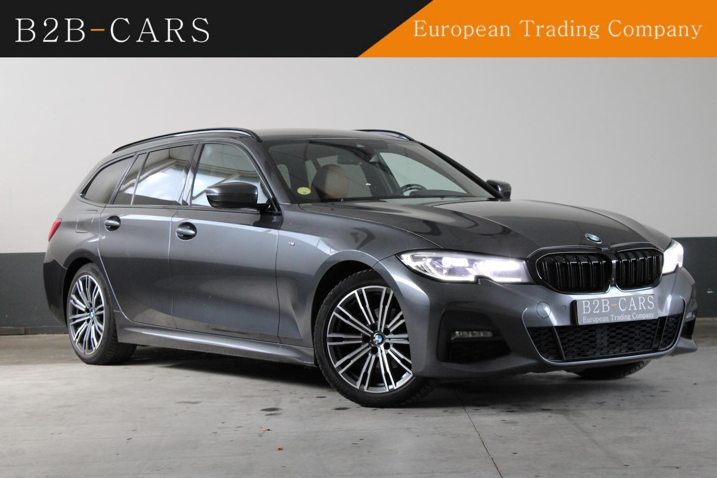 BMW 3-serie Touring - 318d Touring M-Sport Laser - Leder - M-Sport - AutoWereld.nl